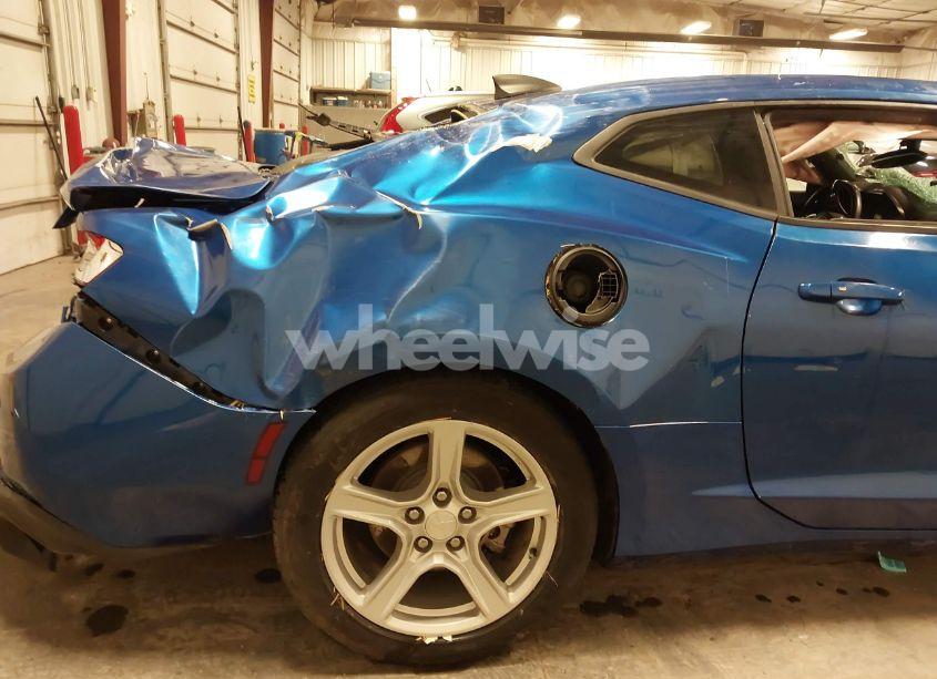 Photo 17 of 2017 Chevrolet Camaro 1LT (VIN 1G1FB1RS8H0187488)