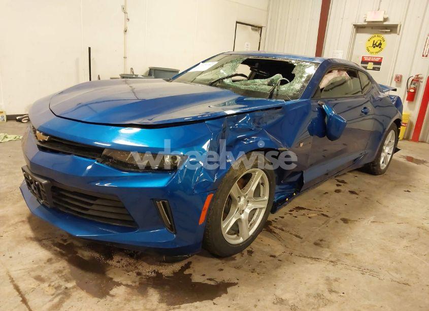 Photo 2 of 2017 Chevrolet Camaro 1LT (VIN 1G1FB1RS8H0187488)