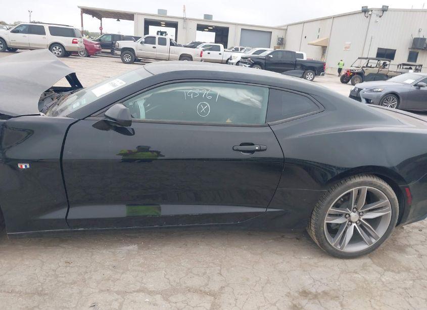 Photo 14 of 2017 Chevrolet Camaro 1LT (VIN 1G1FB1RS8H0195767)