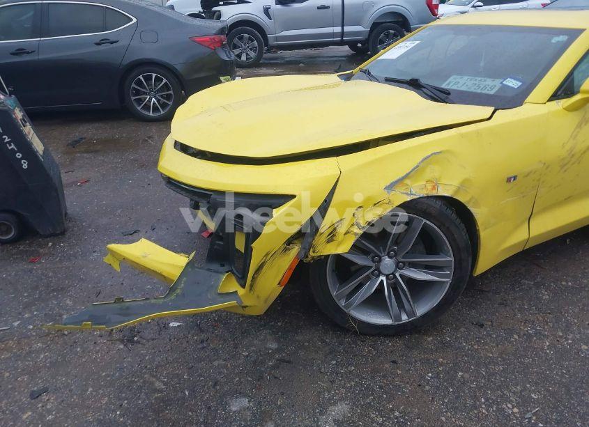 Photo 6 of 2017 Chevrolet Camaro 1LT (VIN 1G1FB1RS8H0205584)