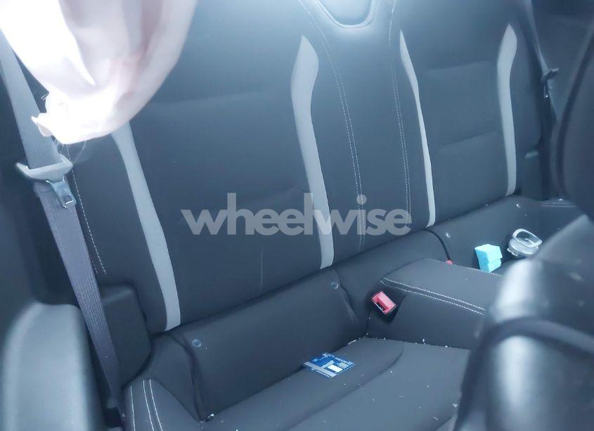 Photo 8 of 2017 Chevrolet Camaro 1LT (VIN 1G1FB1RS8H0205584)