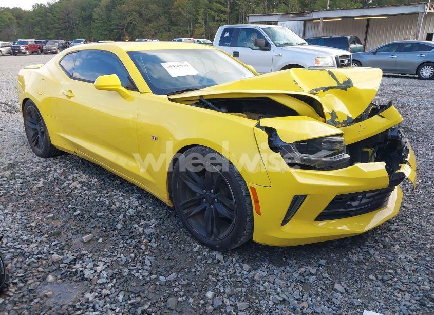 2018 Chevrolet Camaro 1LT (VIN 1G1FB1RS8J0151709) main photo