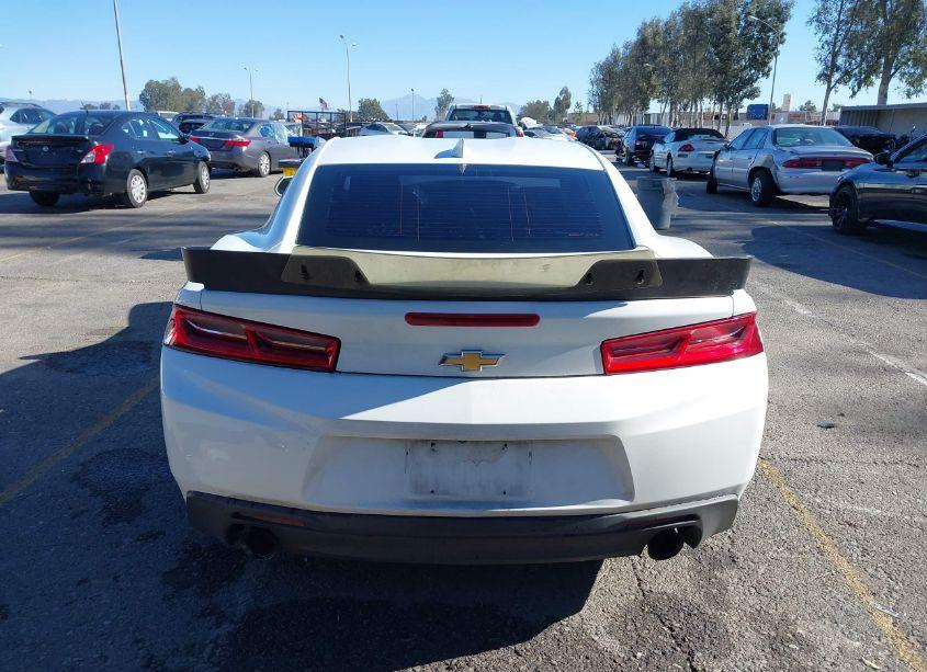 Photo 15 of 2018 Chevrolet Camaro 1LT (VIN 1G1FB1RS8J0181664)