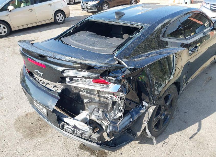 Photo 6 of 2018 Chevrolet Camaro 1LT (VIN 1G1FB1RS8J0186623)