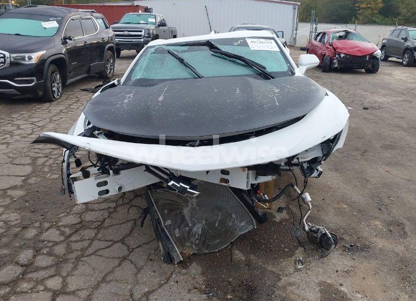 Photo 6 of 2021 Chevrolet Camaro RWD 1LT (VIN 1G1FB1RS8M0100909)