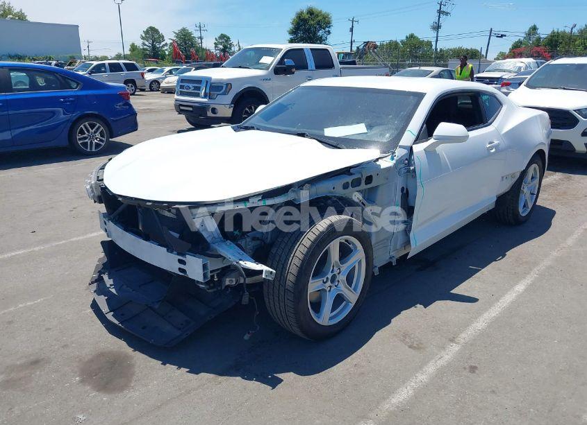 Photo 2 of 2022 Chevrolet Camaro RWD 1LT (VIN 1G1FB1RS8N0110907)
