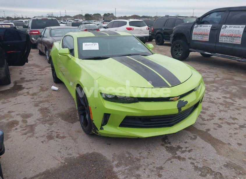2016 Chevrolet Camaro 1LT (VIN 1G1FB1RS9G0131297) main photo