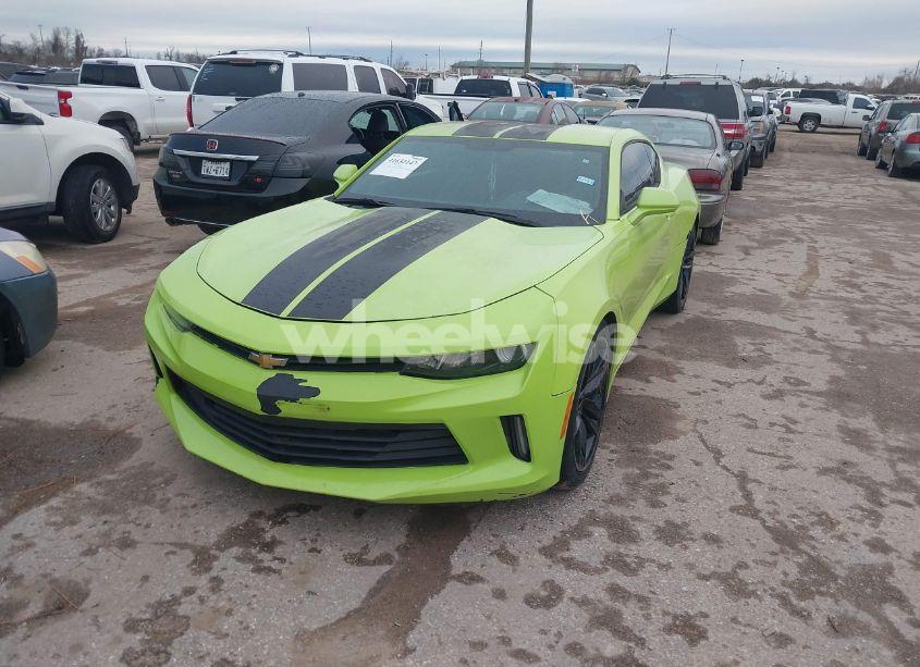 Photo 2 of 2016 Chevrolet Camaro 1LT (VIN 1G1FB1RS9G0131297)