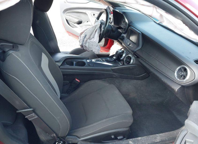 Photo 5 of 2016 Chevrolet Camaro 1LT (VIN 1G1FB1RS9G0151324)