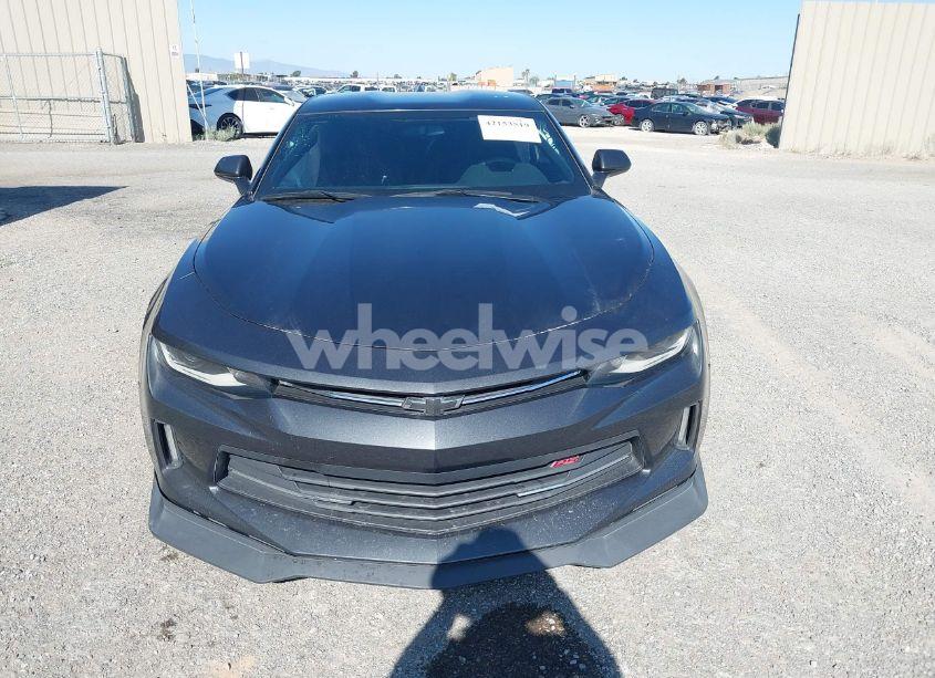 Photo 13 of 2018 Chevrolet Camaro 1LT (VIN 1G1FB1RS9J0190518)