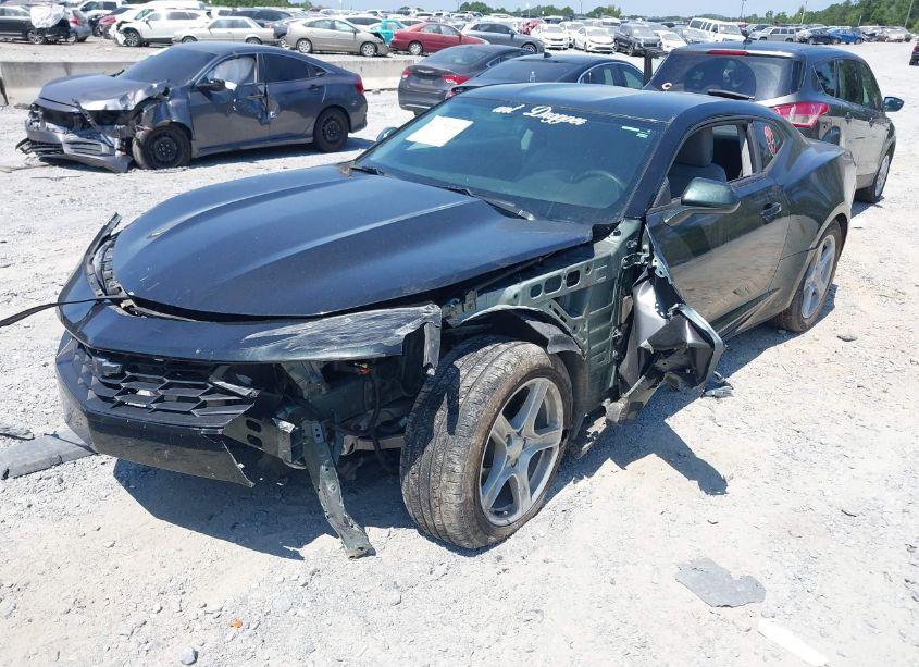 Photo 2 of 2020 Chevrolet Camaro RWD 1LT (VIN 1G1FB1RS9L0118592)