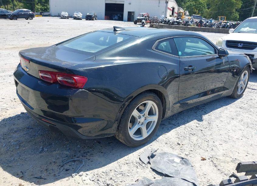 Photo 4 of 2020 Chevrolet Camaro RWD 1LT (VIN 1G1FB1RS9L0118592)