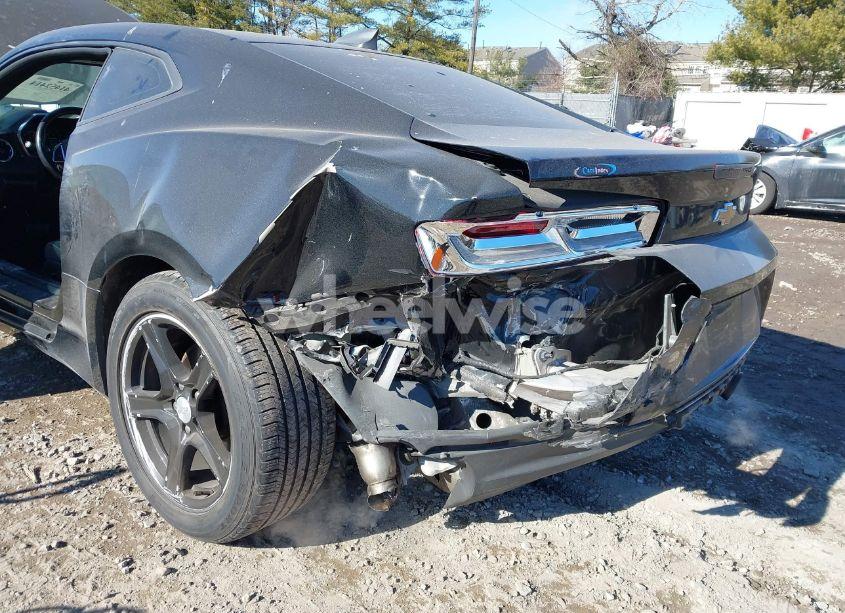 Photo 6 of 2016 Chevrolet Camaro 1LT (VIN 1G1FB1RSXG0170707)