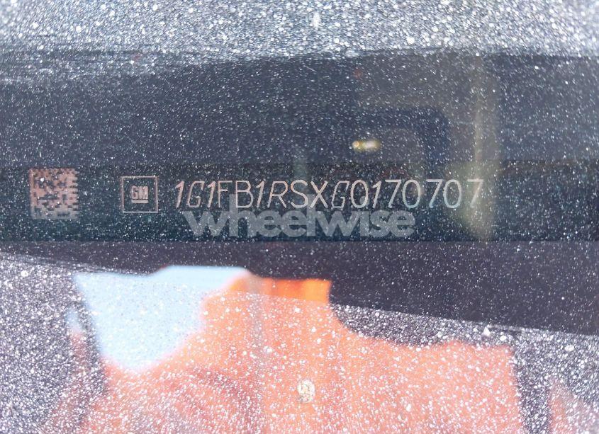 Photo 9 of 2016 Chevrolet Camaro 1LT (VIN 1G1FB1RSXG0170707)