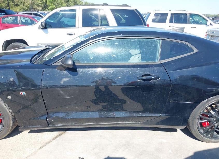 Photo 14 of 2016 Chevrolet Camaro 1LT (VIN 1G1FB1RSXG0171968)