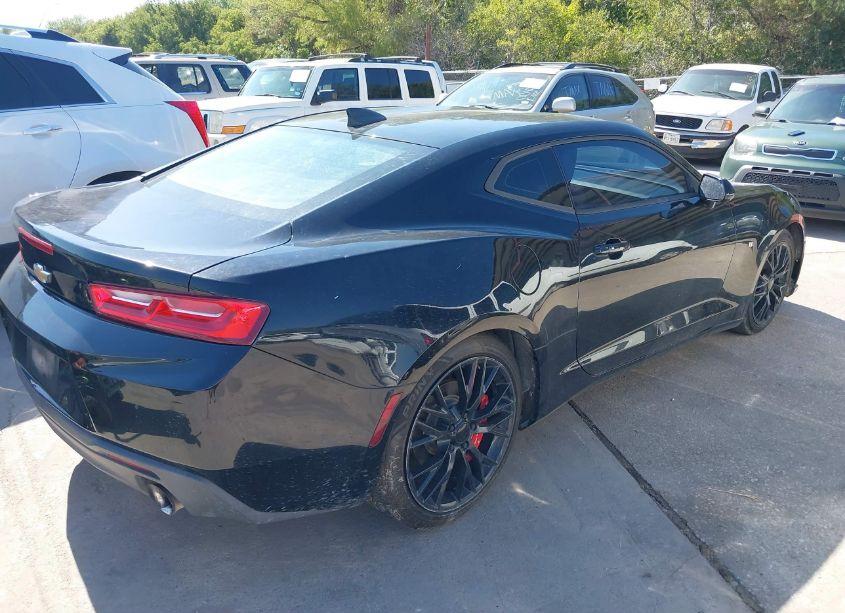 Photo 4 of 2016 Chevrolet Camaro 1LT (VIN 1G1FB1RSXG0171968)