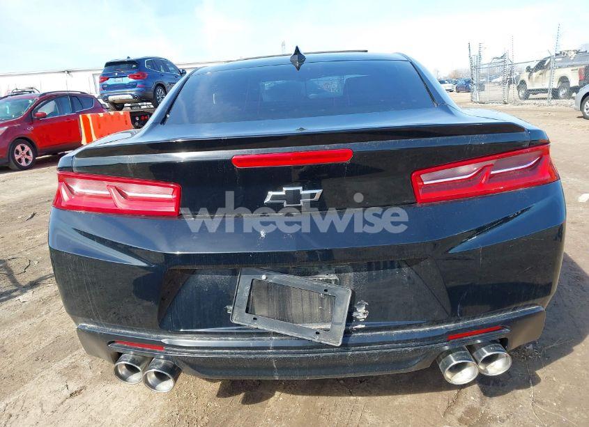 Photo 15 of 2017 Chevrolet Camaro 1LT (VIN 1G1FB1RSXH0103056)