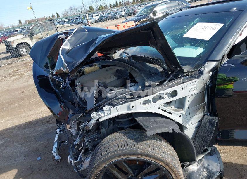 Photo 6 of 2017 Chevrolet Camaro 1LT (VIN 1G1FB1RSXH0103056)