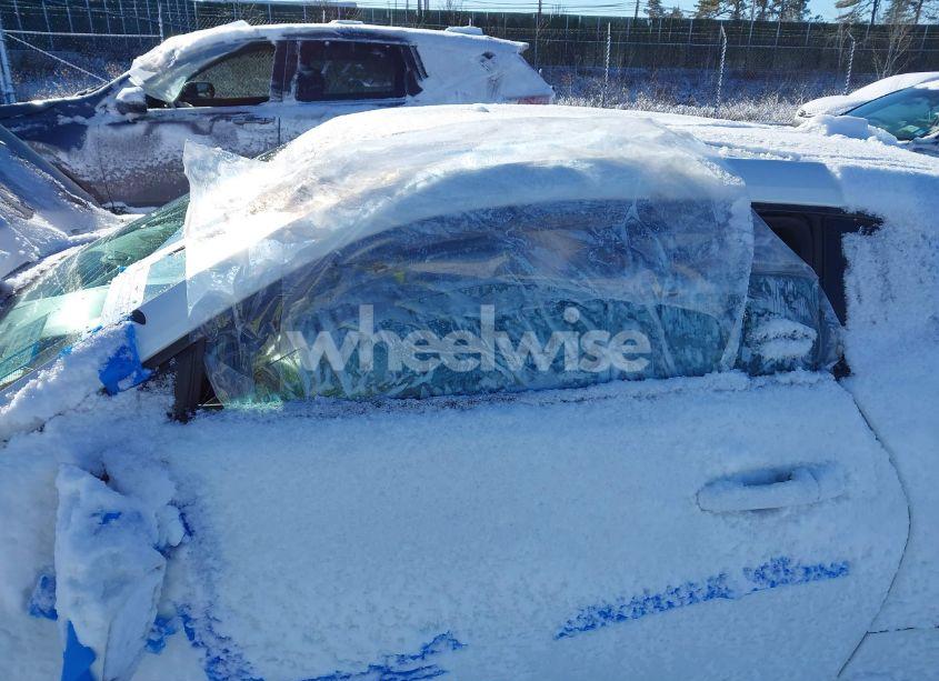 Photo 6 of 2017 Chevrolet Camaro 1LT (VIN 1G1FB1RSXH0180994)