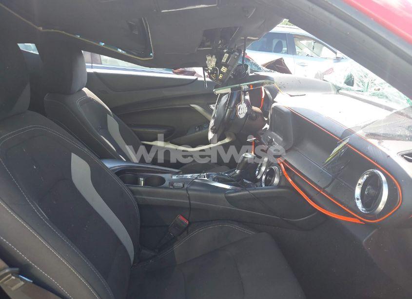 Photo 5 of 2018 Chevrolet Camaro 1LT (VIN 1G1FB1RSXJ0118002)