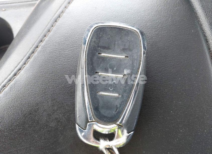 Photo 11 of 2018 Chevrolet Camaro 1LT (VIN 1G1FB1RSXJ0153350)