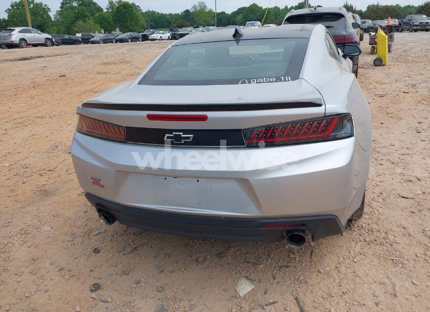 Photo 16 of 2018 Chevrolet Camaro 1LT (VIN 1G1FB1RSXJ0153350)