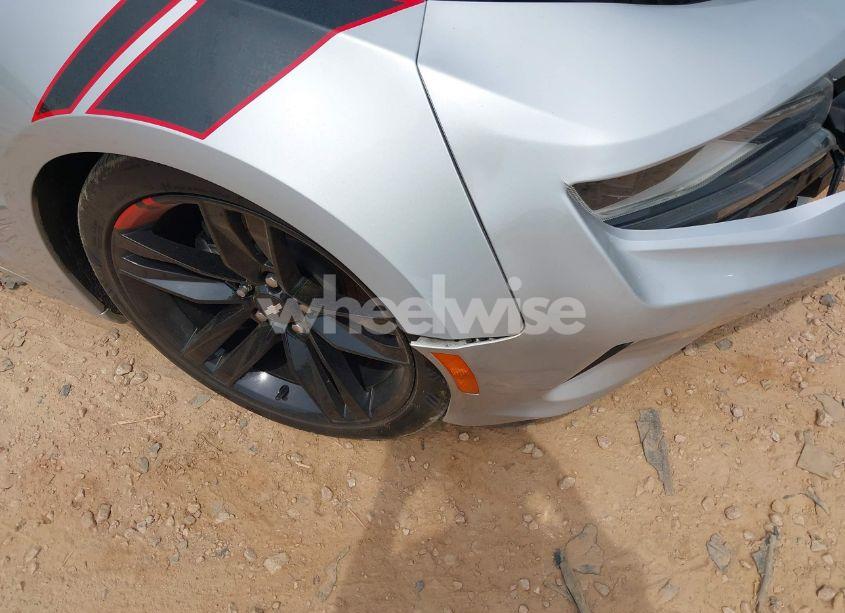 Photo 17 of 2018 Chevrolet Camaro 1LT (VIN 1G1FB1RSXJ0153350)