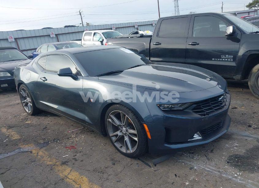 2019 Chevrolet Camaro 1LT (VIN 1G1FB1RSXK0127994) main photo