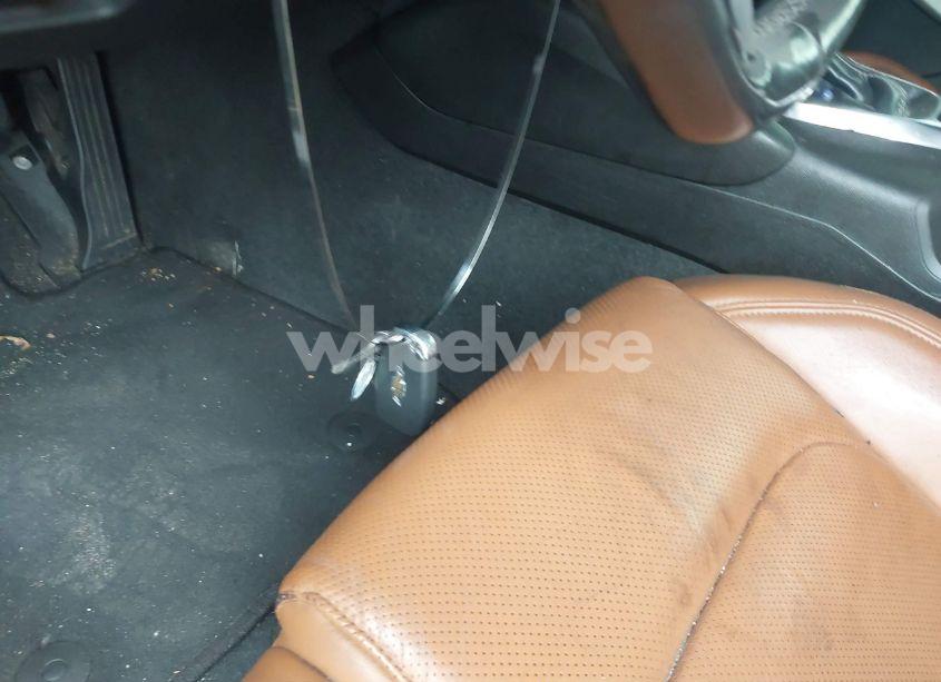 Photo 11 of 2019 Chevrolet Camaro 1LT (VIN 1G1FB1RSXK0127994)