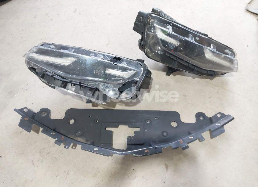 Photo 12 of 2020 Chevrolet Camaro RWD 1LT (VIN 1G1FB1RSXL0110503)