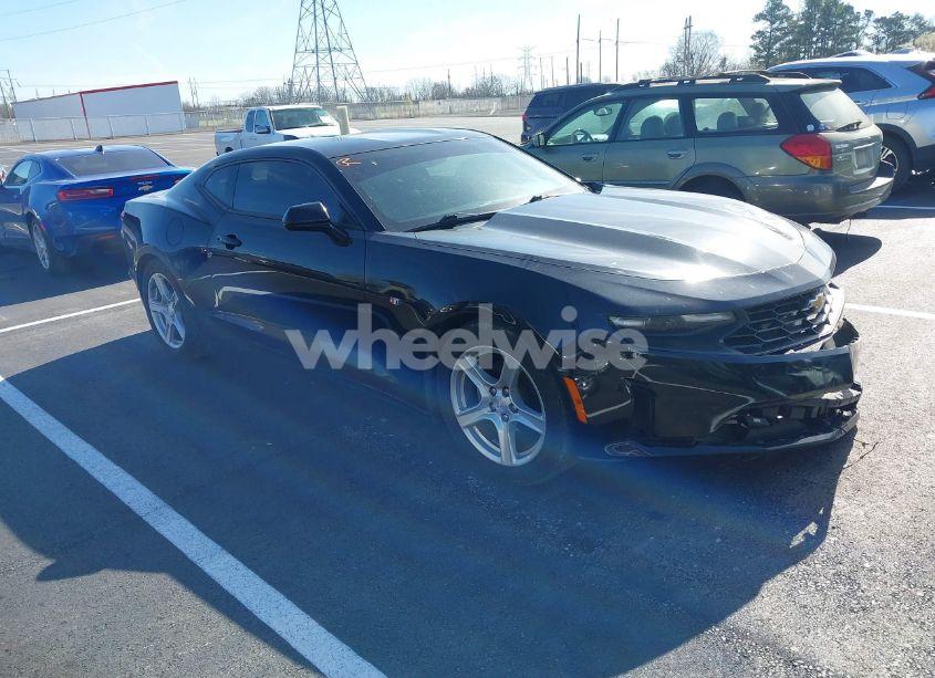 2020 Chevrolet Camaro RWD 1LT (VIN 1G1FB1RSXL0112266) main photo