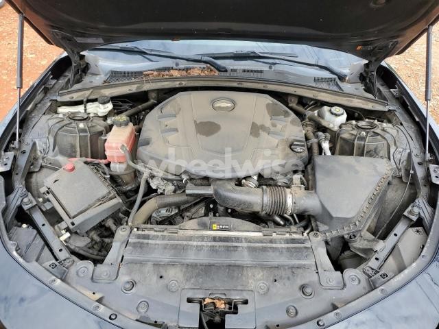 Photo 4 of 2020 CHEVROLET CAMARO LS (VIN 1G1FB1RSXL0137734)