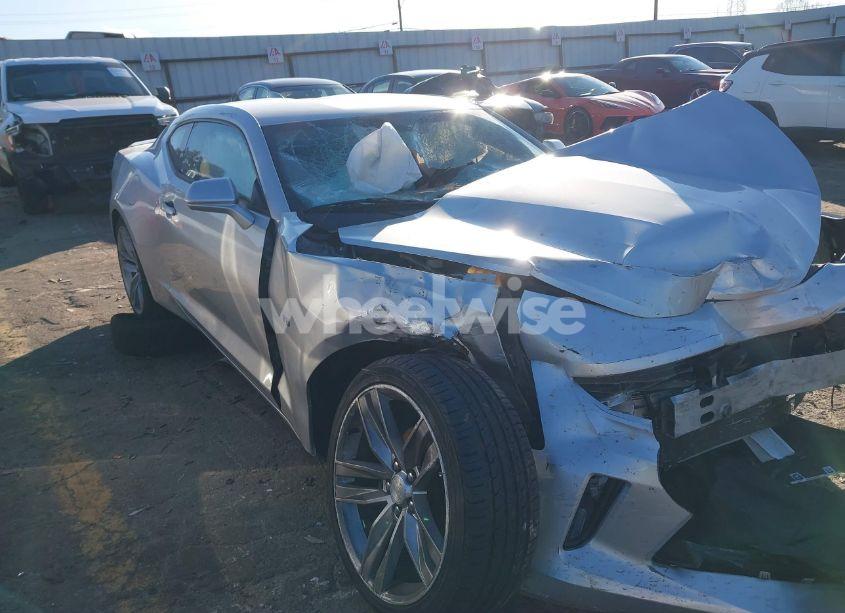 2016 Chevrolet Camaro 1LT (VIN 1G1FB1RX0G0160909) main photo