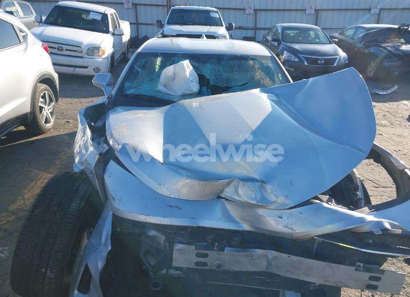 Photo 11 of 2016 Chevrolet Camaro 1LT (VIN 1G1FB1RX0G0160909)