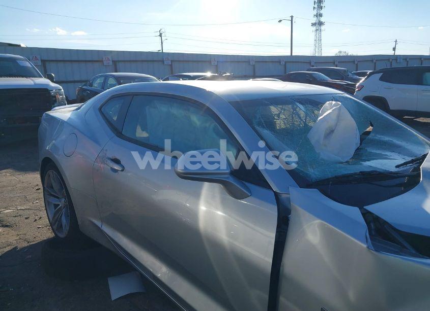 Photo 12 of 2016 Chevrolet Camaro 1LT (VIN 1G1FB1RX0G0160909)