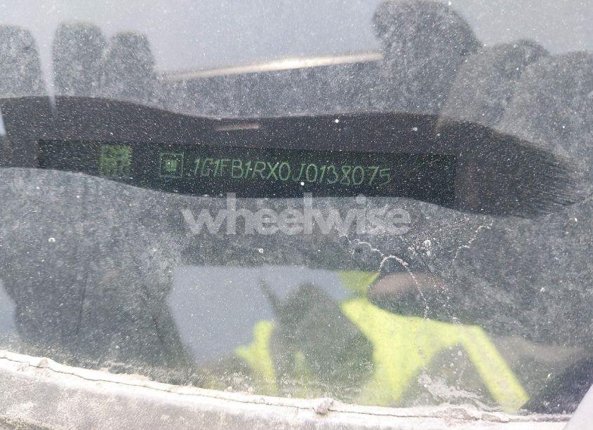 Photo 16 of 2018 Chevrolet Camaro 1LT (VIN 1G1FB1RX0J0138075)