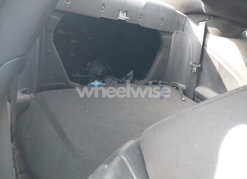 Photo 8 of 2018 Chevrolet Camaro 1LT (VIN 1G1FB1RX0J0138075)