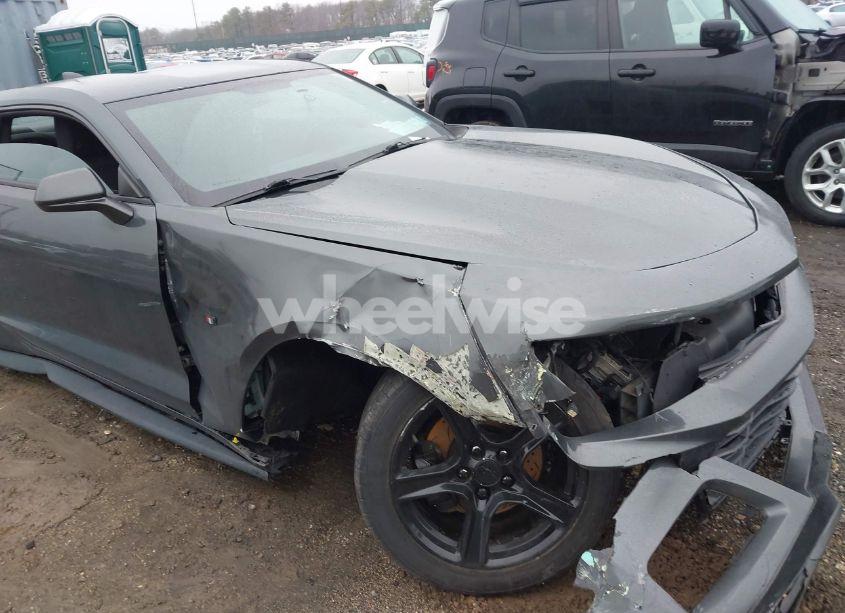 Photo 17 of 2017 Chevrolet Camaro 1LT (VIN 1G1FB1RX1H0119836)