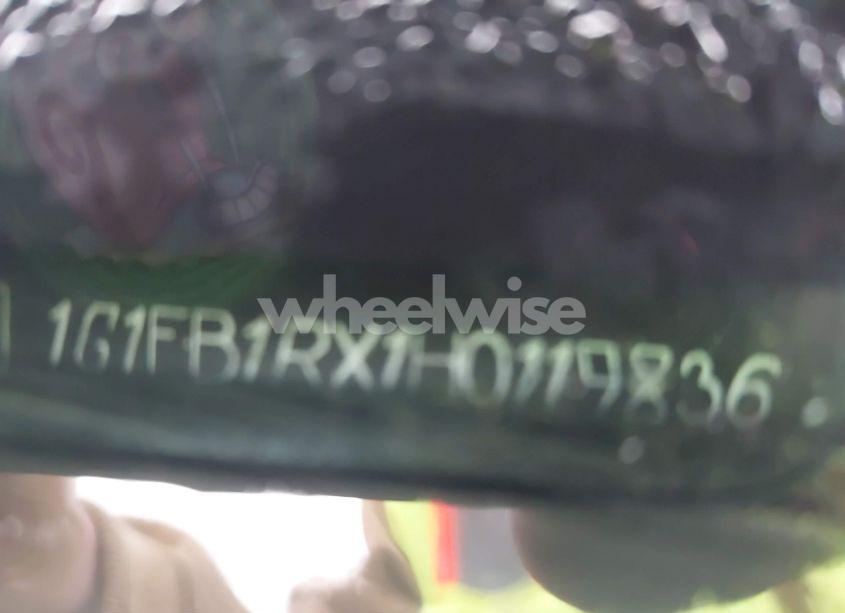 Photo 18 of 2017 Chevrolet Camaro 1LT (VIN 1G1FB1RX1H0119836)