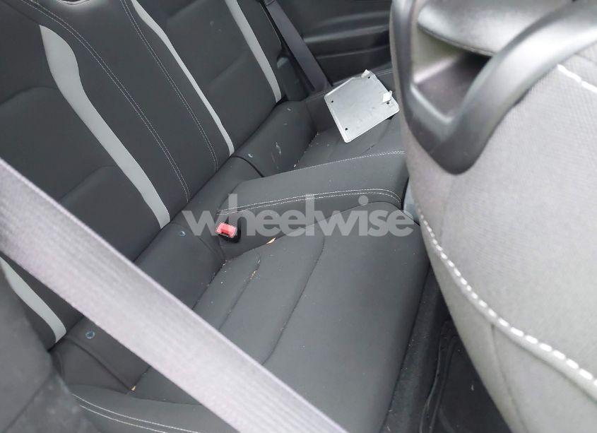 Photo 8 of 2017 Chevrolet Camaro 1LT (VIN 1G1FB1RX1H0119836)