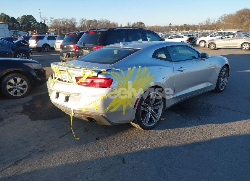 Photo 4 of 2017 Chevrolet Camaro 1LT (VIN 1G1FB1RX1H0141867)