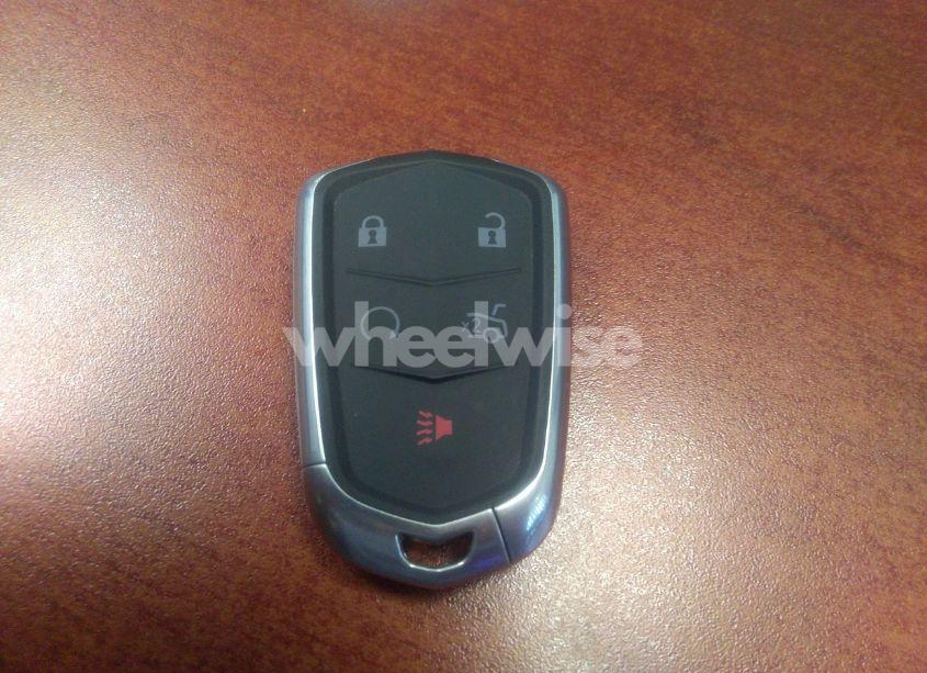 Photo 11 of 2018 Chevrolet Camaro 1LT (VIN 1G1FB1RX1J0110205)