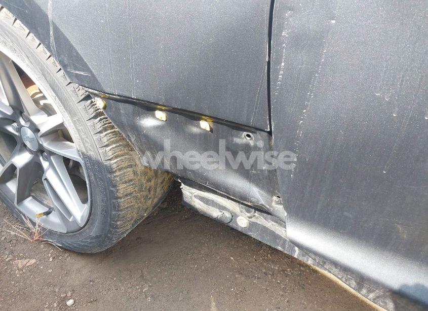 Photo 12 of 2018 Chevrolet Camaro 1LT (VIN 1G1FB1RX1J0182182)