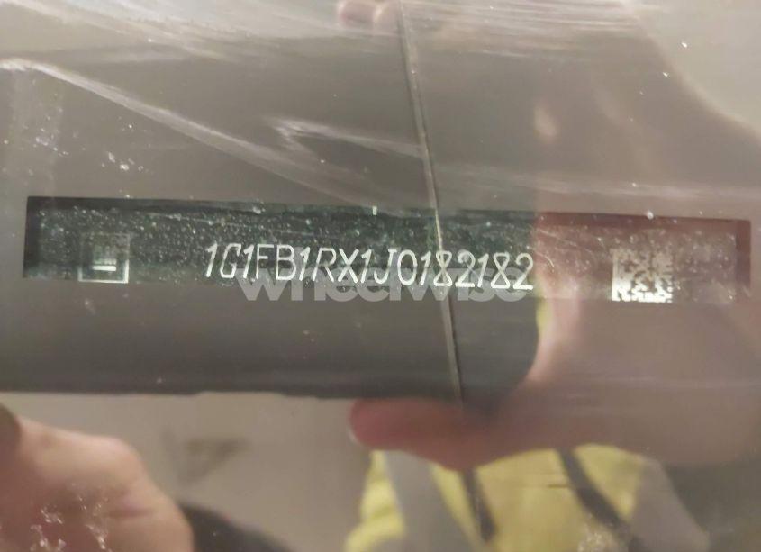 Photo 9 of 2018 Chevrolet Camaro 1LT (VIN 1G1FB1RX1J0182182)