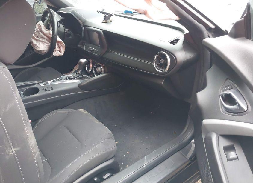 Photo 5 of 2018 Chevrolet Camaro 1LT (VIN 1G1FB1RX1J0183493)