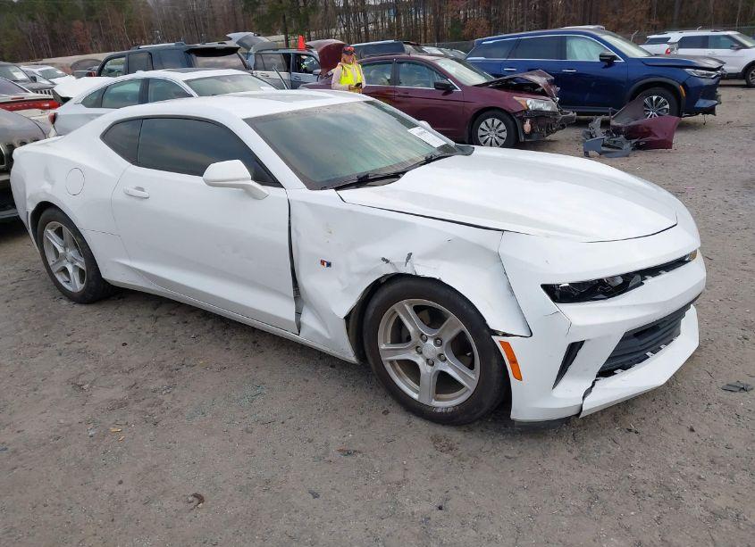 2016 Chevrolet Camaro 1LT (VIN 1G1FB1RX2G0167599) main photo