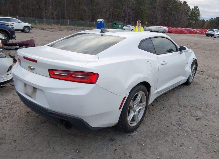 Photo 4 of 2016 Chevrolet Camaro 1LT (VIN 1G1FB1RX2G0167599)