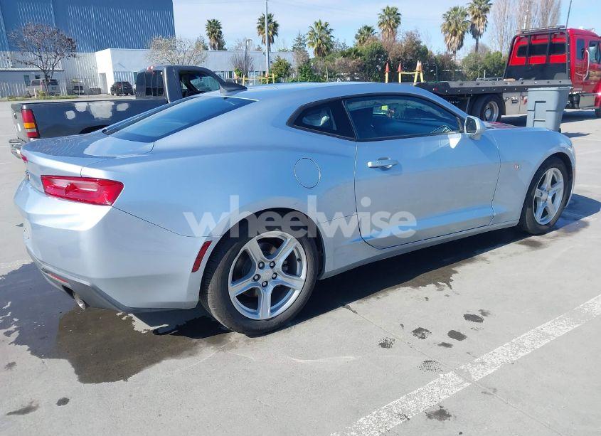 Photo 4 of 2017 Chevrolet Camaro 1LT (VIN 1G1FB1RX2H0148214)