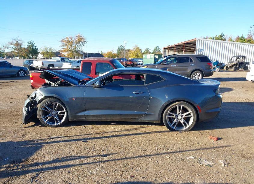 Photo 13 of 2019 Chevrolet Camaro 1LT (VIN 1G1FB1RX2K0112904)