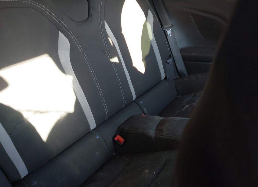 Photo 8 of 2019 Chevrolet Camaro 1LT (VIN 1G1FB1RX2K0112904)